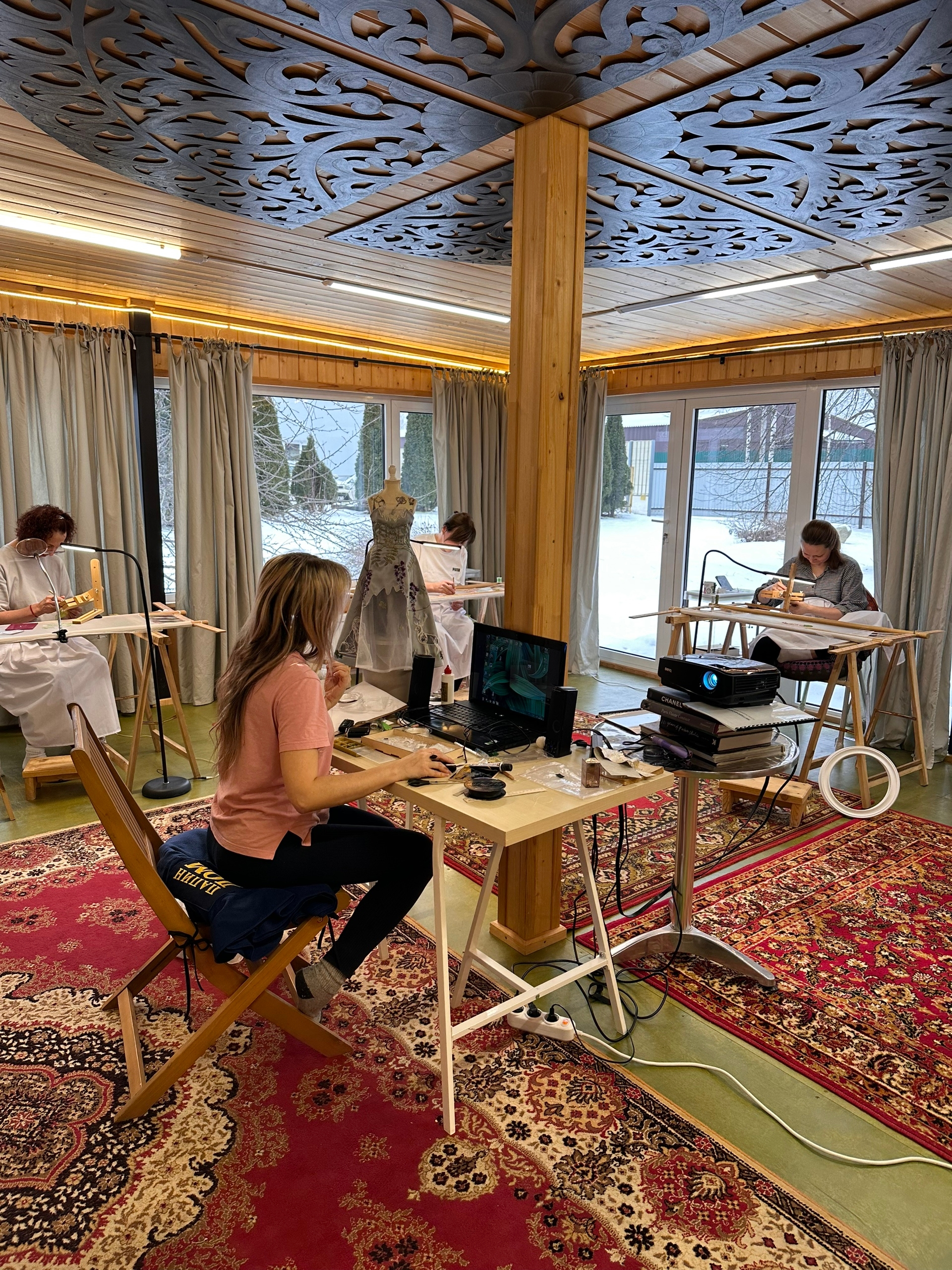 Освоение техник вышивки haute couture на курсах EMBcentre